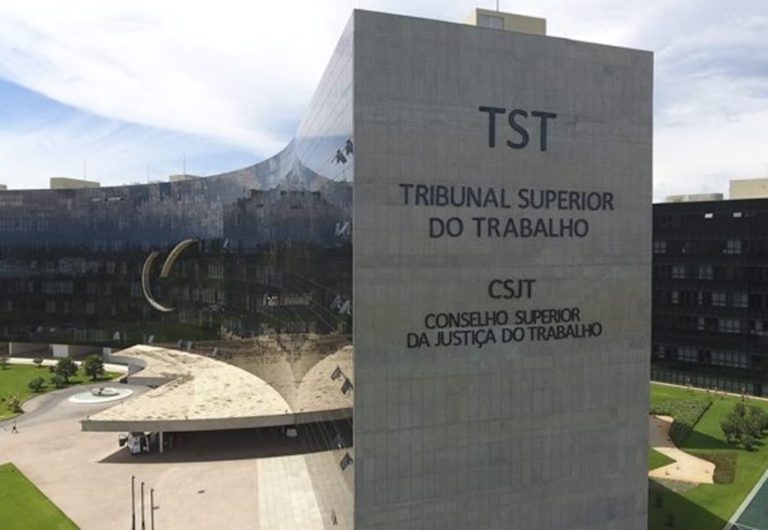 TST reconhece que sindicato pode acionar Justiça diante de recusa