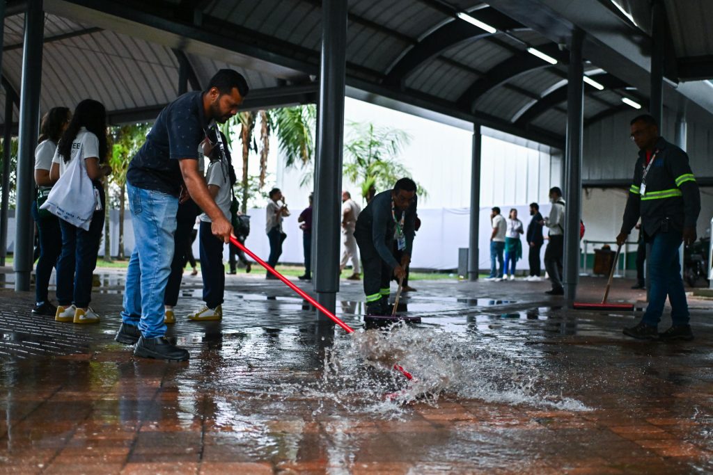 Tempestade causa transtorno na abertura da COP30 em Belém
