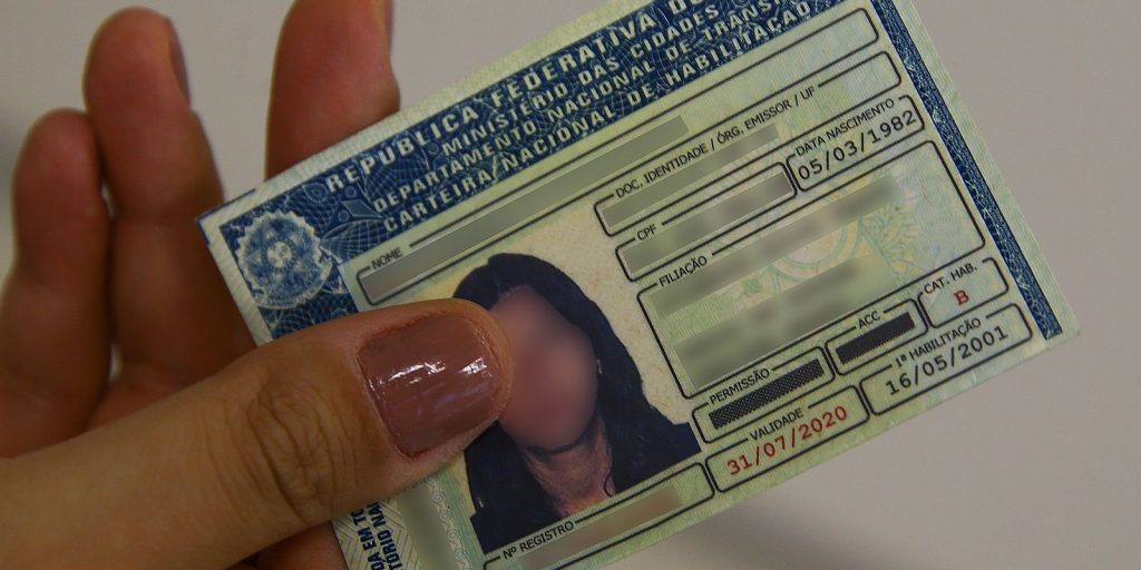 Tentativas de fraudes com documentos mais que dobram de 2022