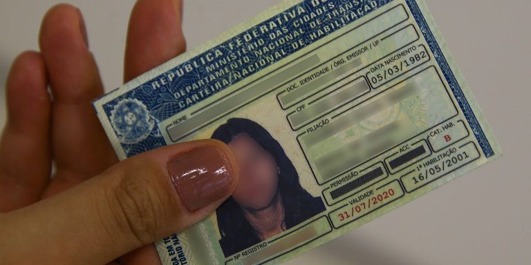 Tentativas de fraudes com documentos mais que dobram de 2022