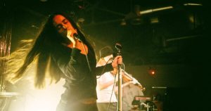 a banda sonora de uma cidade estranha e fixe