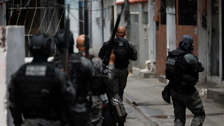 maioria dos fluminenses apoia enquadrar crime organizado ao terrorismo