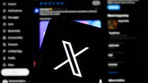 ‘Sobre esta conta’: recurso expõe trolls, erra localização e gera