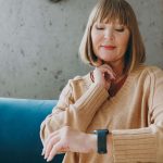 2025 marca a revolução dos wearables com inteligência artificial