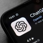 3 anos do ChatGPT: legado, desafios e impacto ambiental da