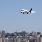 Acordo entre aeronautas e empresas evita greve na aviação