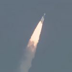 Agência espacial da Índia lança o satélite mais pesado do