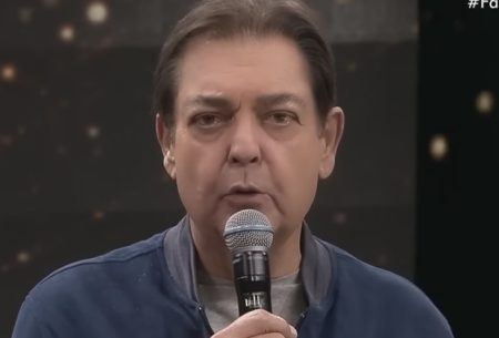 Após problemas de saúde, Faustão surge em foto de Natal