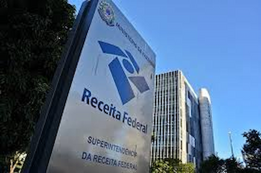 Arrecadação federal atinge R$ 226,7 bilhões em novembro e bate