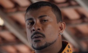 Bagdá causa ferimentos em Paulinho e embate com Jorginho termina