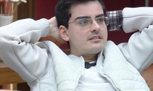 Braço direito de Gugu quer transformar Dudu Camargo no novo