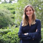 Brasileira vira bilionária aos 29 após criar plataforma de apostas