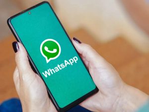 Brasileiro está falando menos de política no WhatsApp, mostra estudo