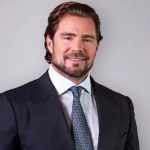 CPI do INSS quebra sigilos e convoca Vorcaro por fraude