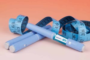 Canetas de Ozempic e Mounjaro cortam efeito do anticoncepcional?