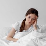 Cansaço antes e durante a menstruação? Pode ser fadiga menstrual