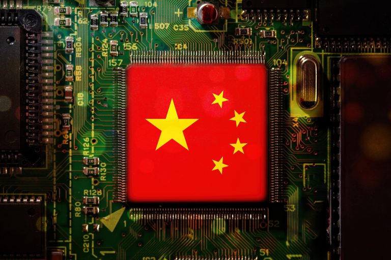 China avalia investimento histórico em chips que pode chegar a