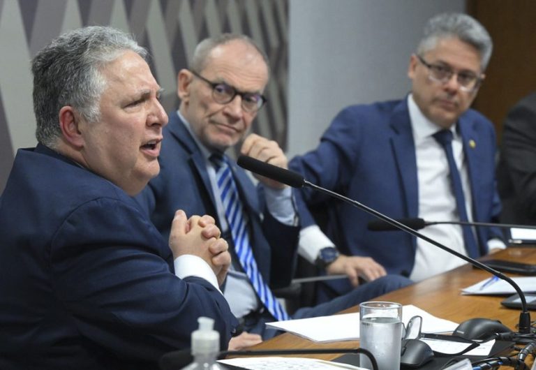 “Cláudio Castro montou uma organização criminosa no Rio”, diz ex-governador