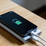 Como carregar o celular da forma certa segundo especialistas da