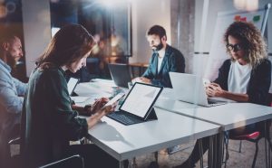 Confira: centenas de vagas de emprego em tecnologia e inovação