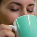 Consequências de pular o café da manhã e por que