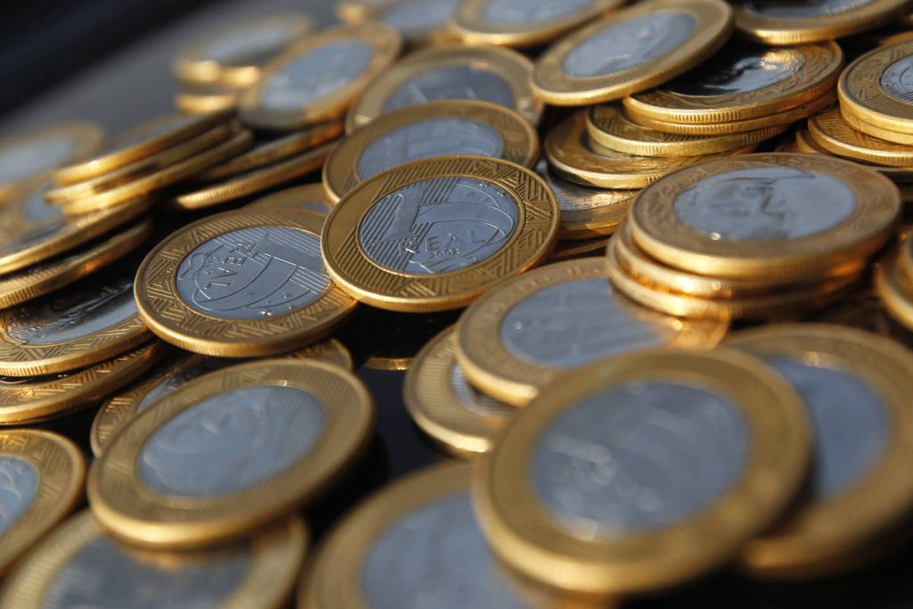 Dívida pública bruta do Brasil registra alta em novembro e