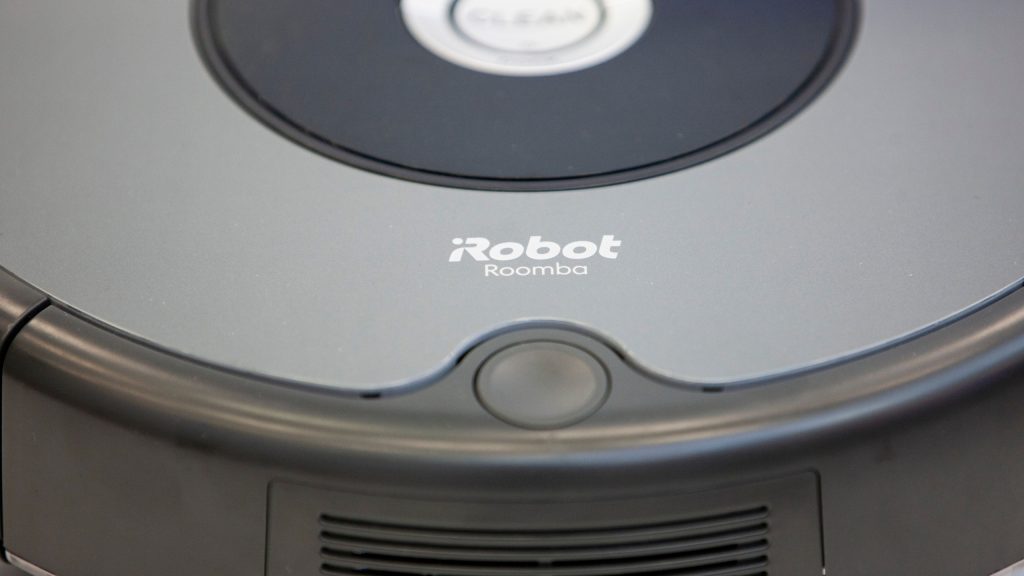 Do sucesso ao aperto: por que a iRobot perdeu o