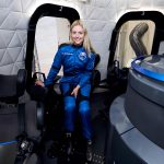 É hoje! Blue Origin leva uma pessoa cadeirante ao espaço
