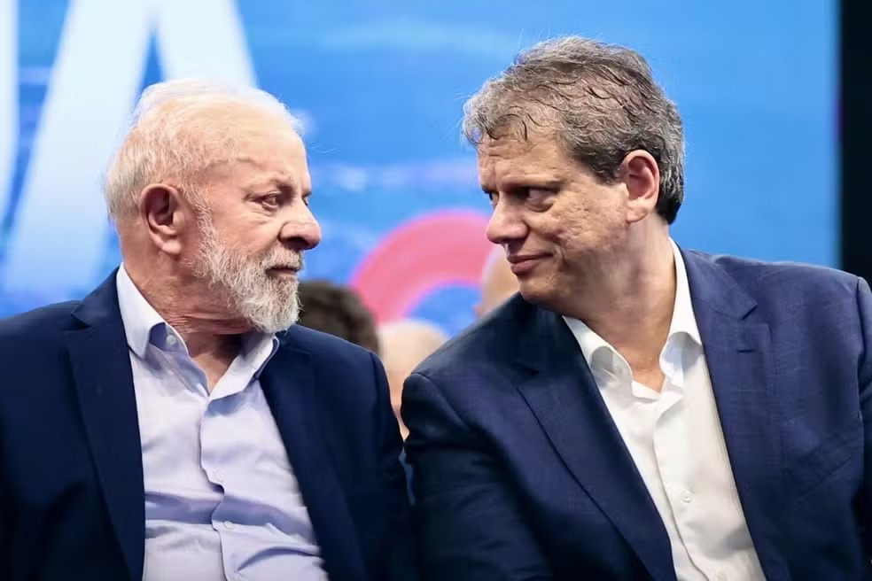 Eleições 2026: Lula mantém liderança, mas Tarcísio reduz a margem