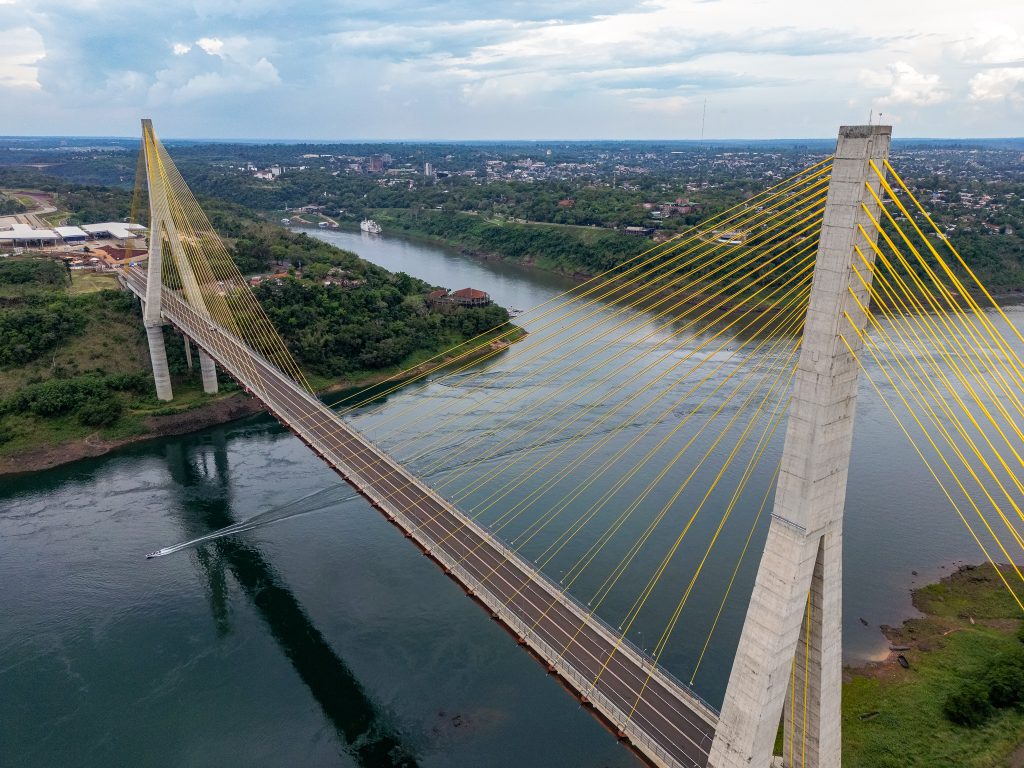 Governo Lula cogita pedágio após entrega da ponte da Integração