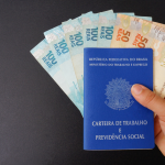 Governo confirma salário mínimo de R$ 1.621 em 2026