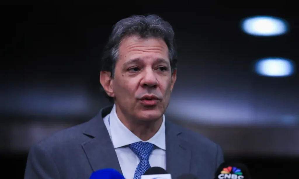 Haddad busca canal direto com EUA para rastrear peças de
