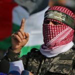 Hamas confirma morte de Abu Obeida, porta-voz do grupo por