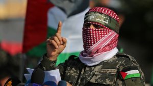 Hamas confirma morte de Abu Obeida, porta-voz do grupo por