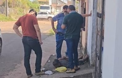 Homem é preso por estuprar a própria mãe e mantê-la