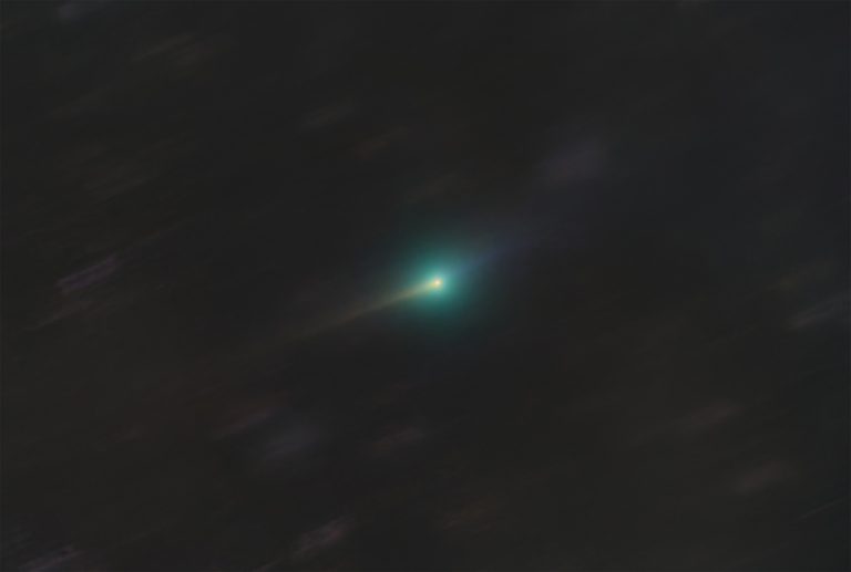 Hubble captura nova imagem do 3I/ATLAS