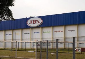 Justiça determina inclusão da JBS na “lista suja” do trabalho