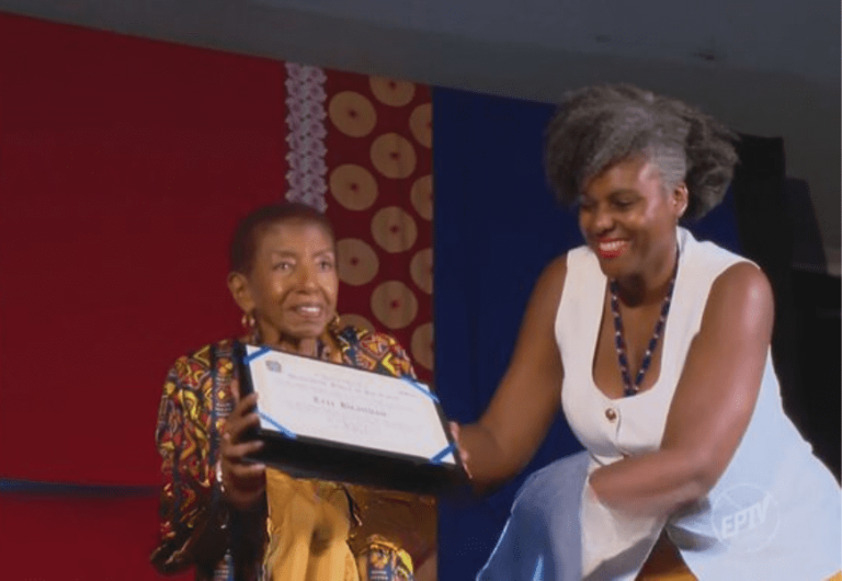 Leci Brandão recebe título de Doutora Honoris Causa da UFSCar