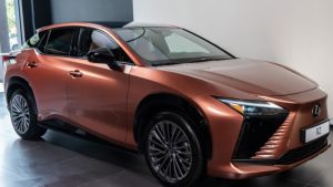 Lexus inicia a pré-venda de seu primeiro veículo elétrico no