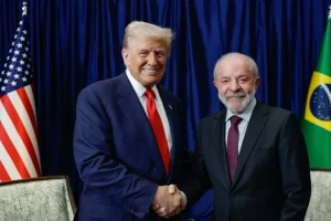 Lula conversa com Trump sobre tarifas e propõe ampliar cooperação