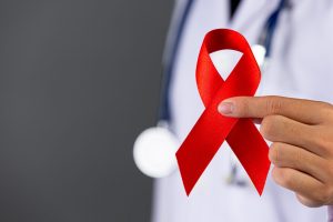Luta contra a Aids: prevenção, estigma e acesso ao tratamento