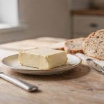 Manteiga ou margarina: qual é a opção mais saudável para
