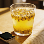 Maracujá dá sono ou é só um mito antigo?