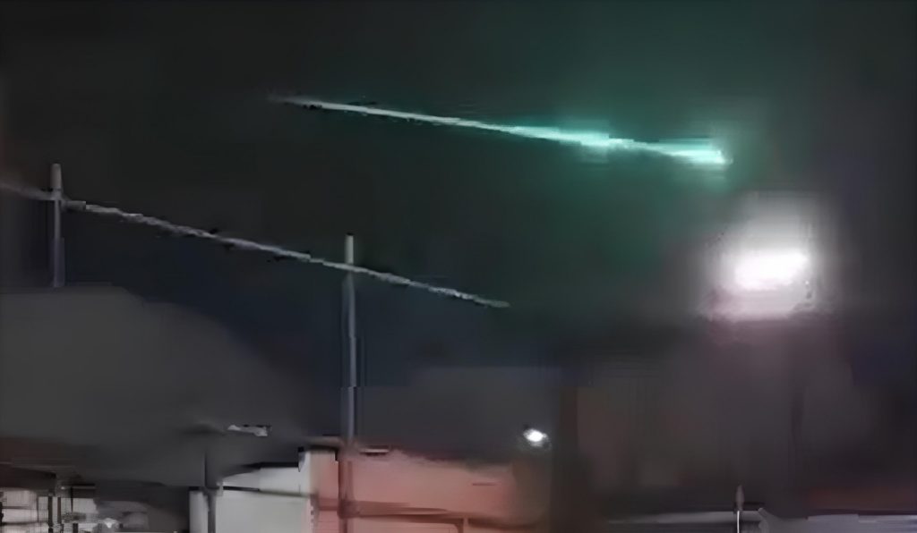 Meteoro intenso ilumina os céus do Nordeste brasileiro