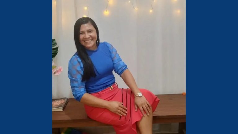 Mulher é encontrada morta dentro de casa; ex-companheiro está desaparecido