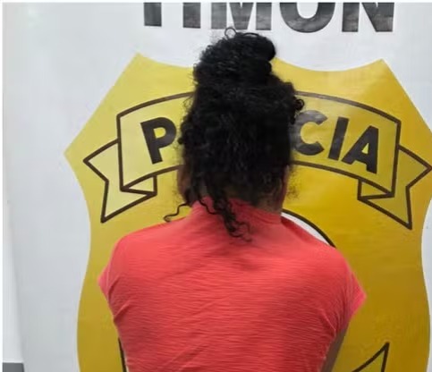 Mulher é presa suspeita de matar ex-marido a tiros em