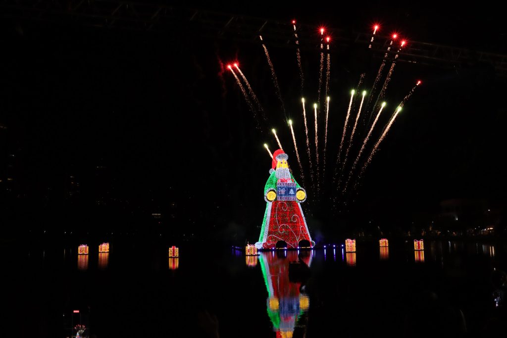 Natal no Paraná tem maior Papai Noel do mundo