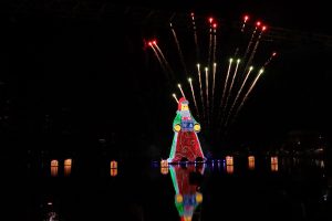 Natal no Paraná tem maior Papai Noel do mundo