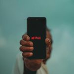Netflix elimina transmissão via celular para TVs