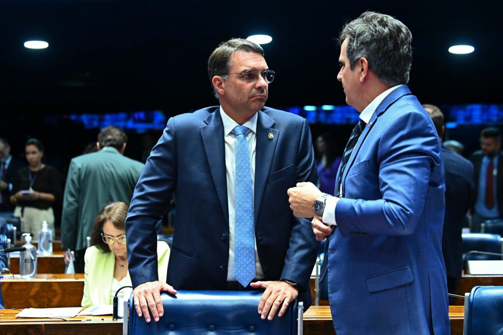 Nogueira diz que Flávio é melhor herdeiro político de Bolsonaro